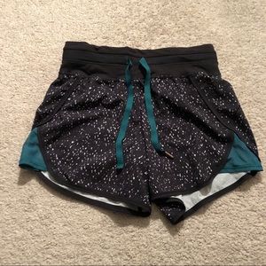 LIKE NEW unlined Lululemon shorts size 4